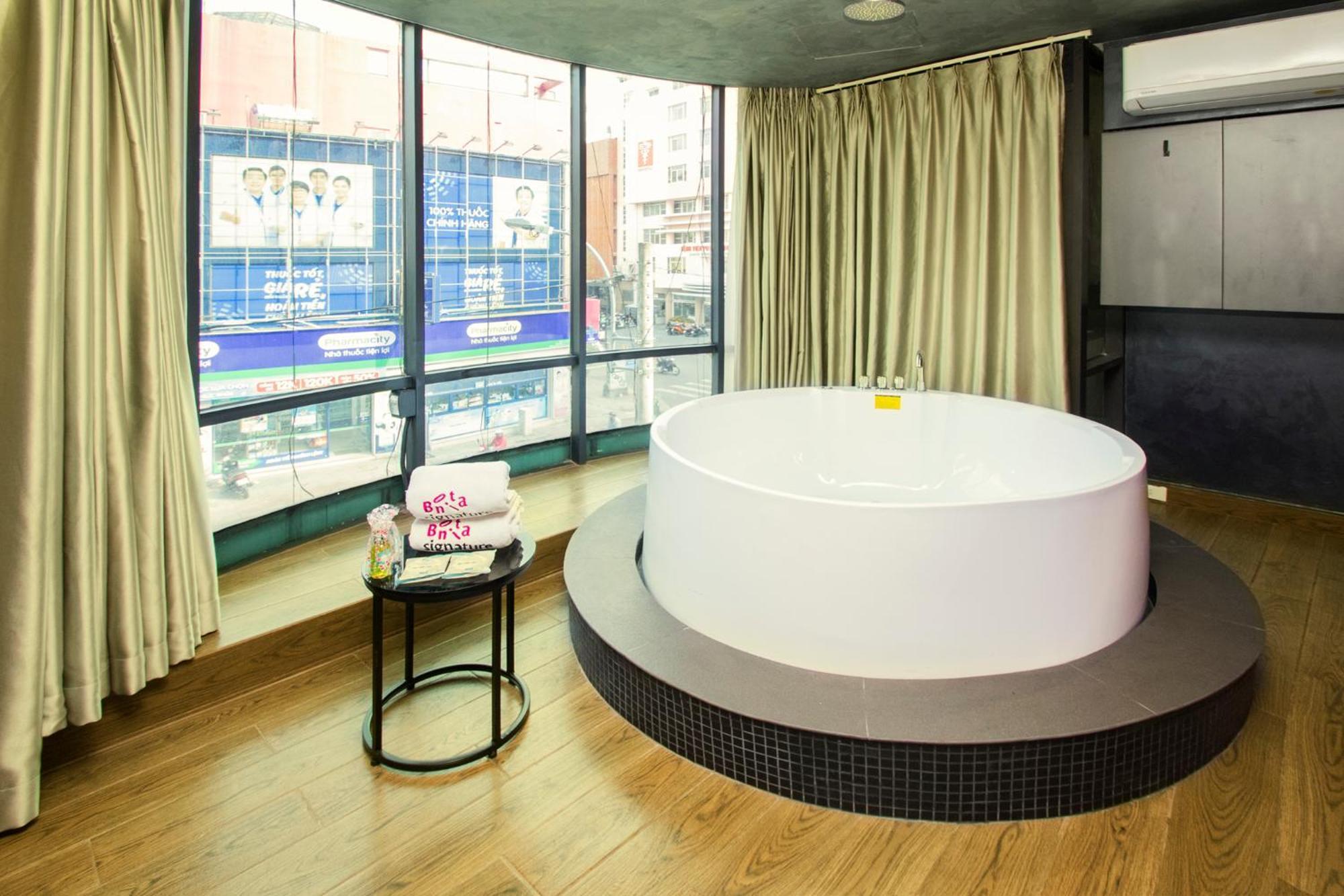 Bonita Signature Hotel Хошимин Екстериор снимка